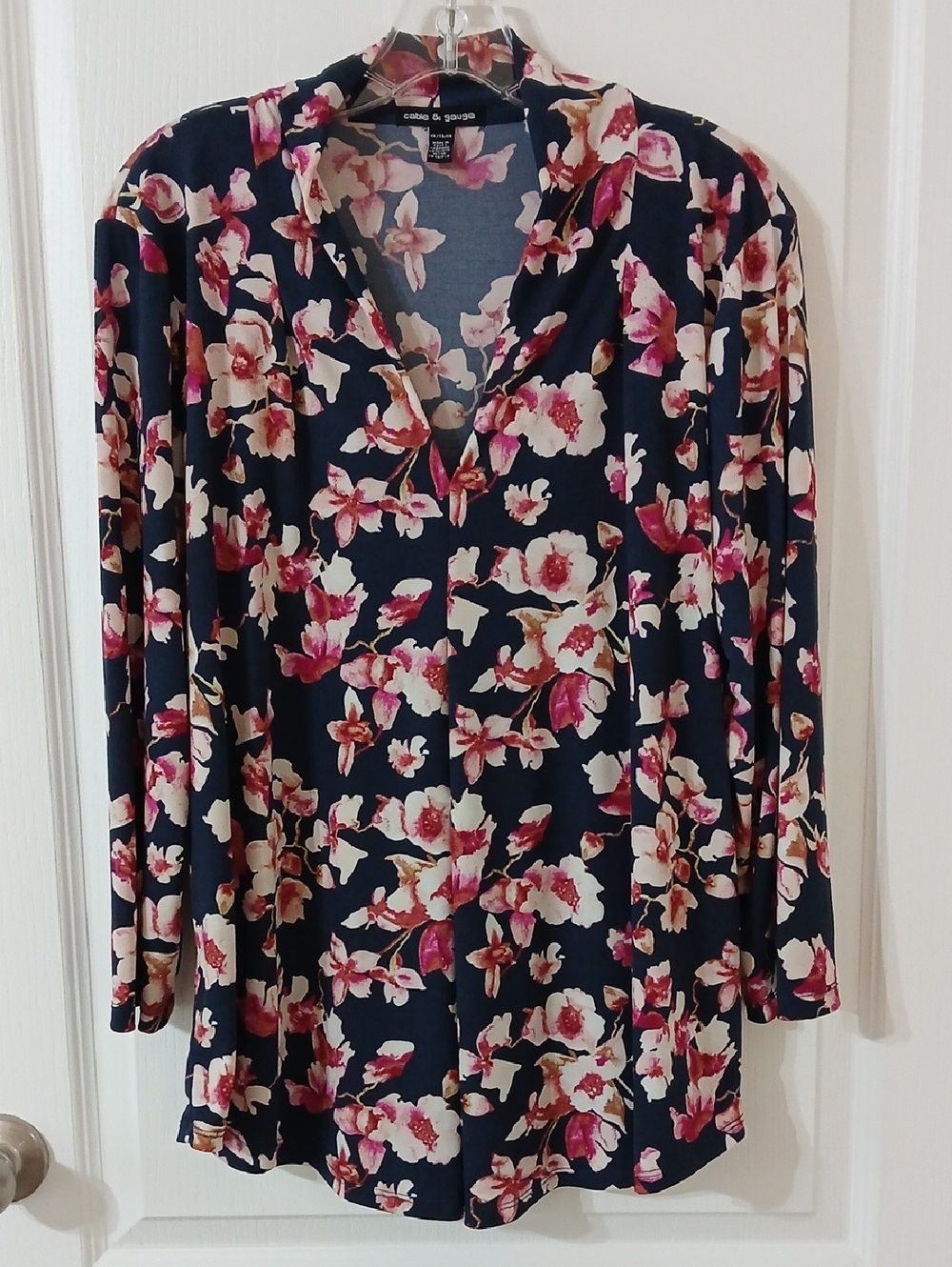 Cable & Gauge Navy Floral Split-Neck Blouse